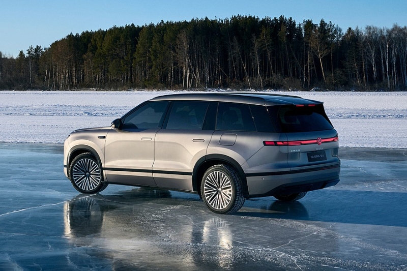 Большой кроссовер Volkswagen ID.Era 9X: засвечен интерьер