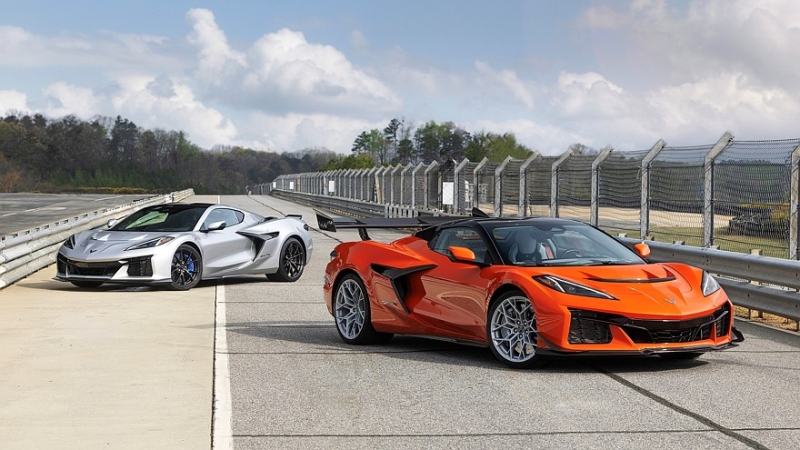 Chevrolet Corvette ZR1X официально стал самым быстрым серийным суперкаром Америки