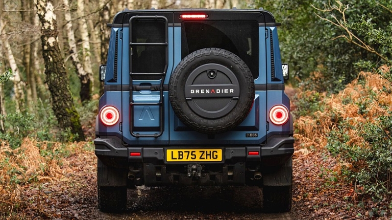 Ineos Grenadier 2026 модельного года: улучшенная управляемость и версия Black Edition