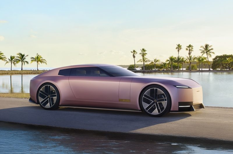 Jaguar верит в электромобильное будущее и не планирует выпускать гибриды