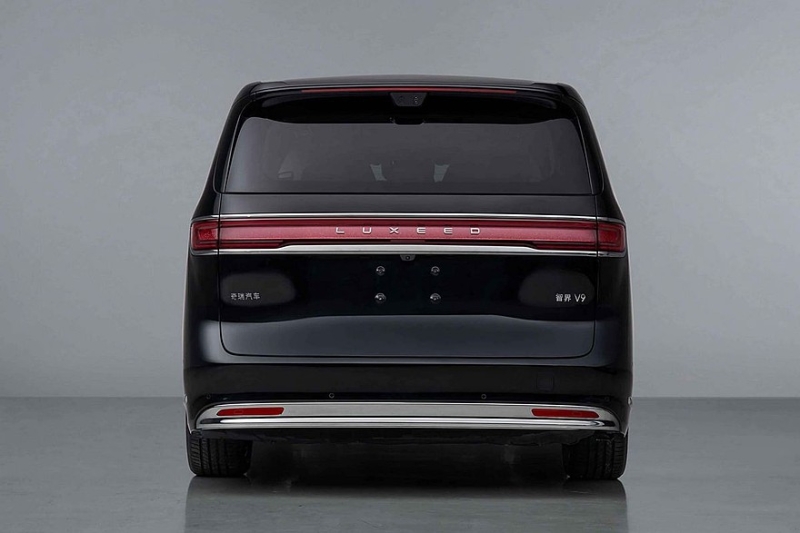 Минивэн Luxeed V9 от Chery и Huawei: официальные фото