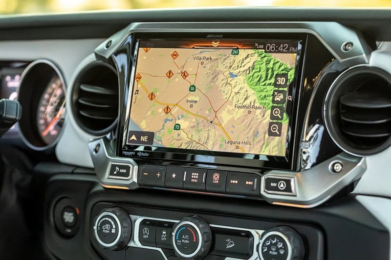 Новый Rezvani Tank полностью рассекречен: прежний &laquo;донор&raquo; и пересмотренная техника