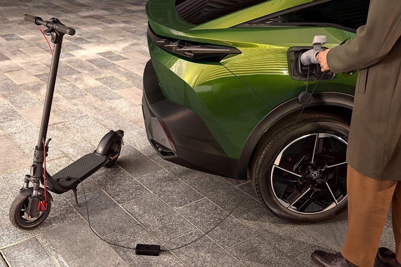 Обновлённый Peugeot 408 для Европы: эффектная оптика и более эффективная техника