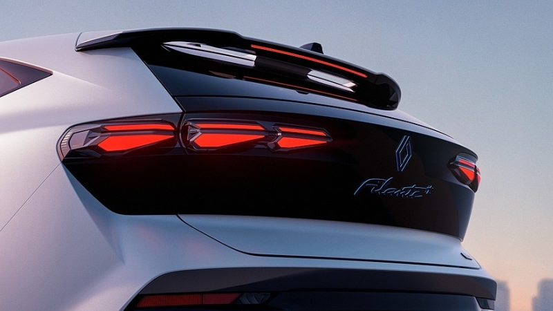 Renault Filante: новый флагманский гибридный кроссовер на платформе Geely и Volvo