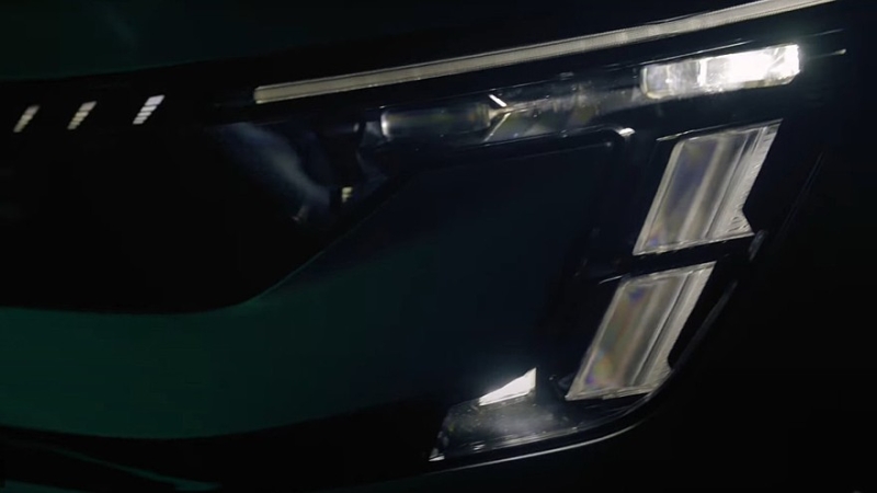 Skoda анонсировала новый семиместный кроссовер, который получил имя Peaq