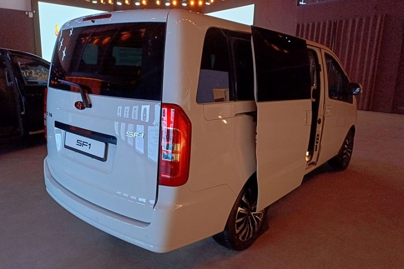 Sollers объявил о старте приёма предзаказов на пассажирский вэн SF1, цена известна