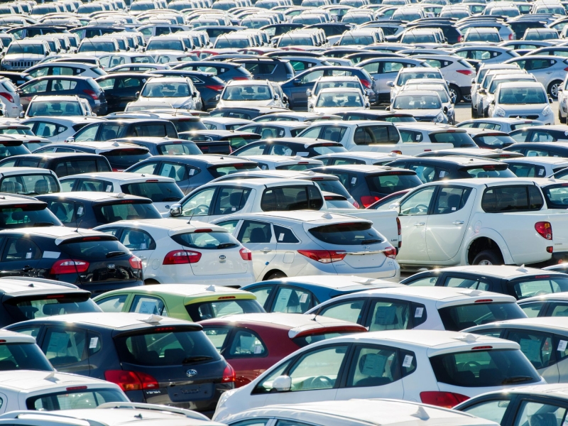 В 2025 году россияне чаще всего покупали автомобили с пробегом в возрасте от 10 до 15 лет