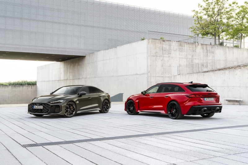 Audi полностью рассекретила новые «заряженные» лифтбек и универсал RS 5