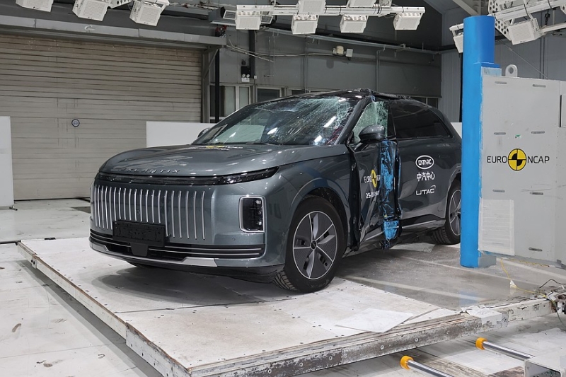Автомобили Exeed Exlantix ES и ET получили 5 звезд Euro NCAP