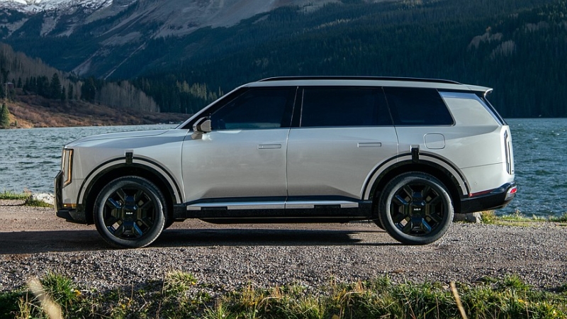 Большой кроссовер Kia Telluride нового поколения выходит на рынок: теперь и HEV-версии