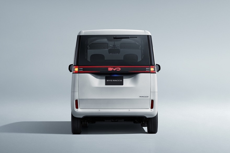 Китайский кей-кар BYD Racco для Японии: официальные фото салона и новые подробности