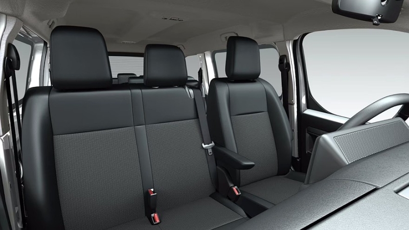 Минивэн Opel Zafira обзавёлся новым 2,2-литровым турбодизелем