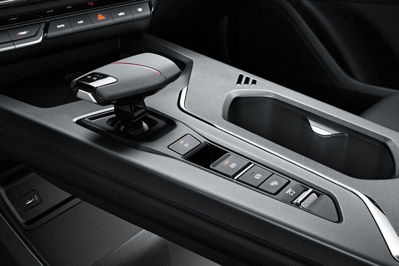 Новый кроссовер Changan CS35 Max в России: объявлены цены