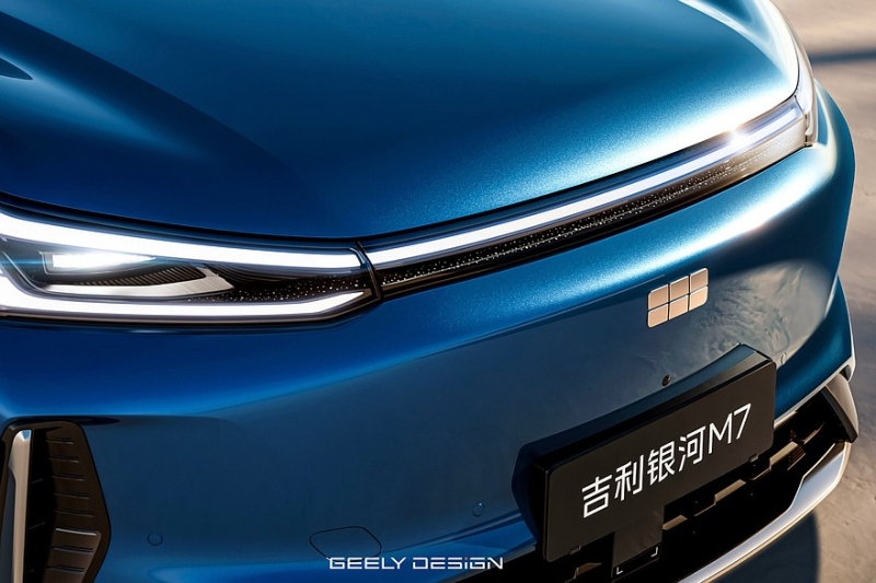 Новый кроссовер Geely Galaxy M7 готовится к старту продаж