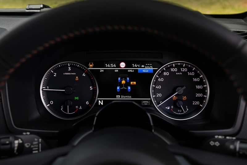 Новый пикап Nissan Navara готов к старту продаж: дороже исходного Mitsubishi L200