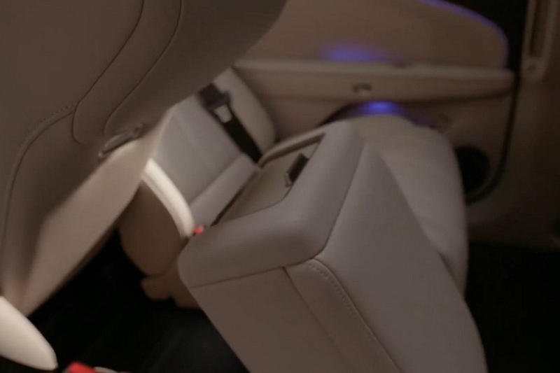 Роскошный седан Hyptec A800 от GAC: интересная фишка в салоне и полный привод