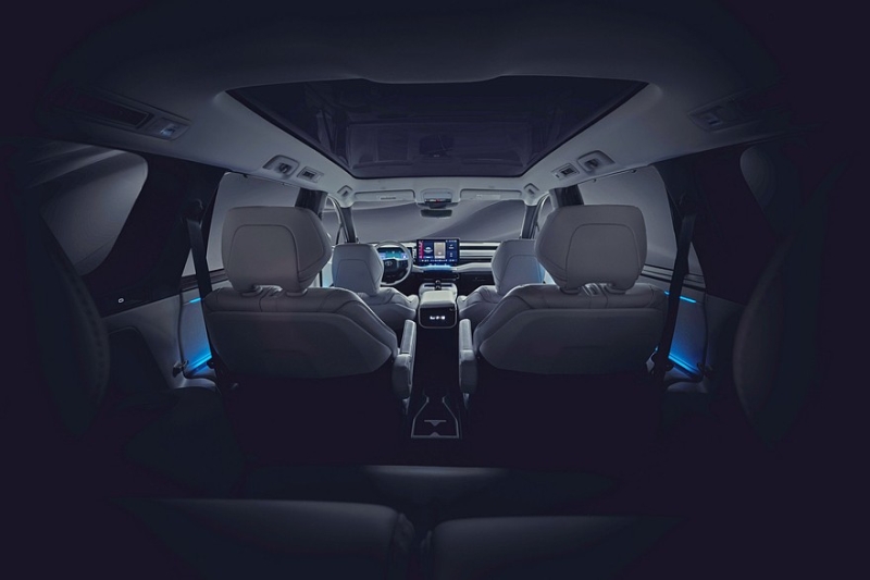 Таинственная новинка Toyota &ndash; это трёхрядный кроссовер, премьера &ndash; на следующей неделе