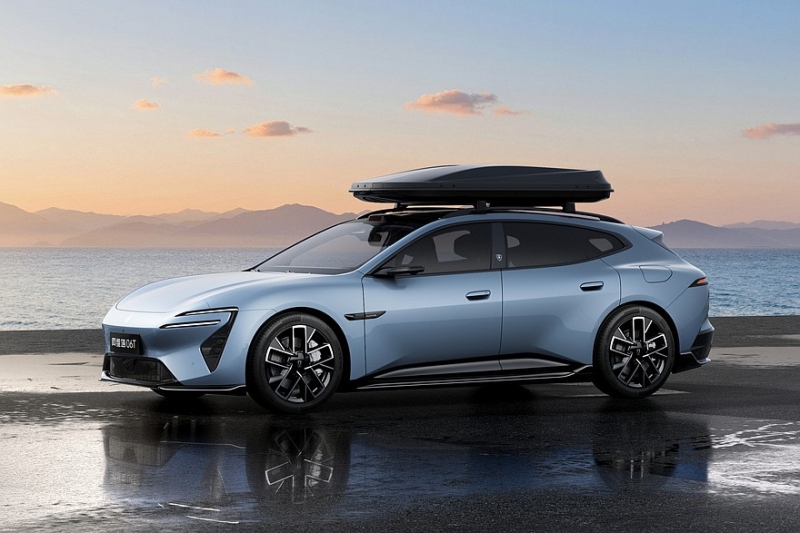 Универсал Avatr 06T для конкуренции с Zeekr 007GT: полноценные изображения