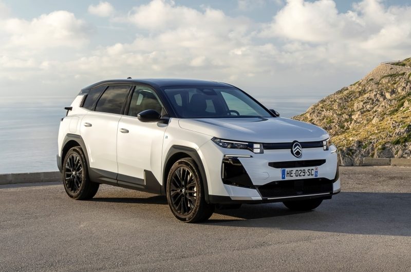 Апгрейд на бумаге: Citroen приписал plug-in гибридному C5 Aircross лишние 30 л.с.