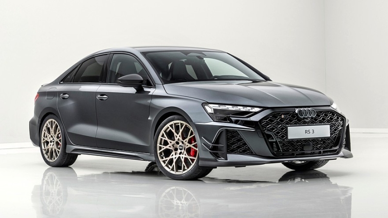 Audi RS 3 competition limited: регулируемая подвеска, новый обвес и большая наценка