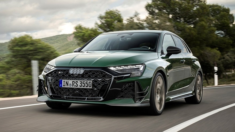 Audi RS 3 competition limited: регулируемая подвеска, новый обвес и большая наценка