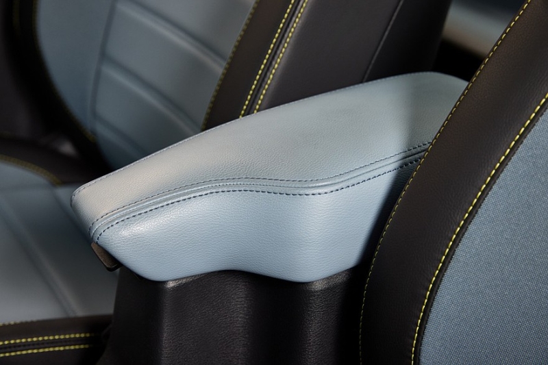 Бюджетный седан Nissan Versa, он же Almera и Sunny: новый имидж и старый мотор