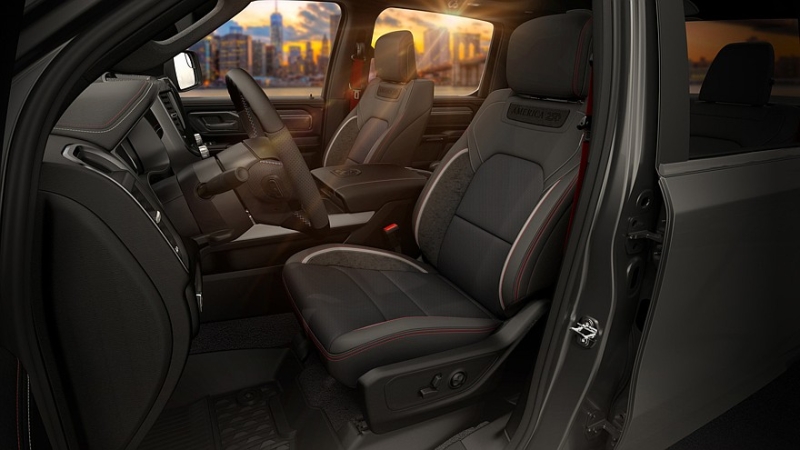 Большой пикап Ram 1500 обзавёлся особенными юбилейными версиями