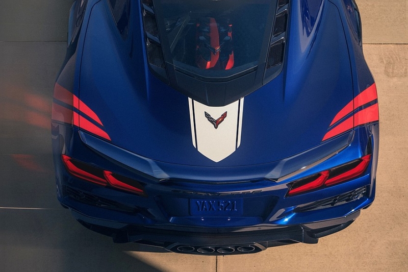 Chevrolet Corvette Grand Sport дебютировал с полным приводом и новым 6,7-литровым V8