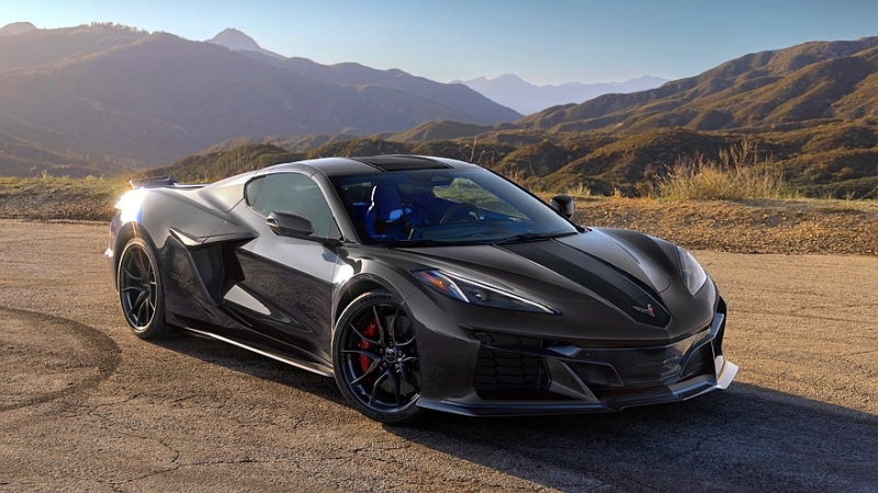 Chevrolet Corvette Grand Sport дебютировал с полным приводом и новым 6,7-литровым V8