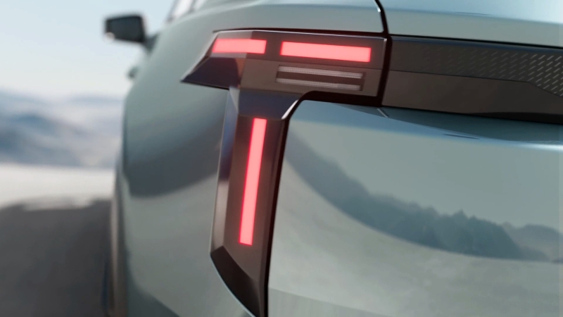 Dacia Striker: первые тизеры кросс-универсала, который разрушит карьеру Skoda Octavia