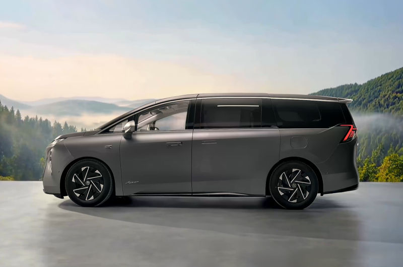 Флагманский минивэн Buick Encasa обзавёлся версией с новой «начинкой»