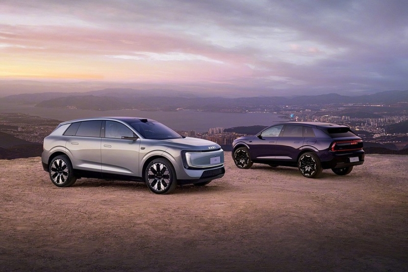 Кроссовер AUDI E7X на подмогу непопулярному универсалу E5: новые фото и подробности