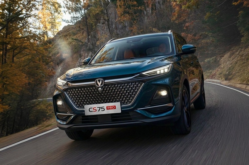 Кроссовер Changan CS75 Pro для России: первые подробности