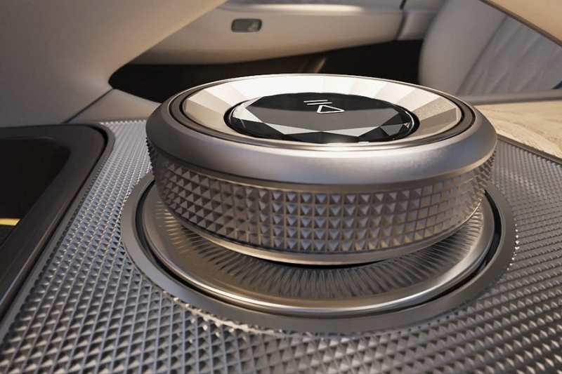 Кроссовер Zeekr 8X показал свой интерьер перед скорым стартом продаж