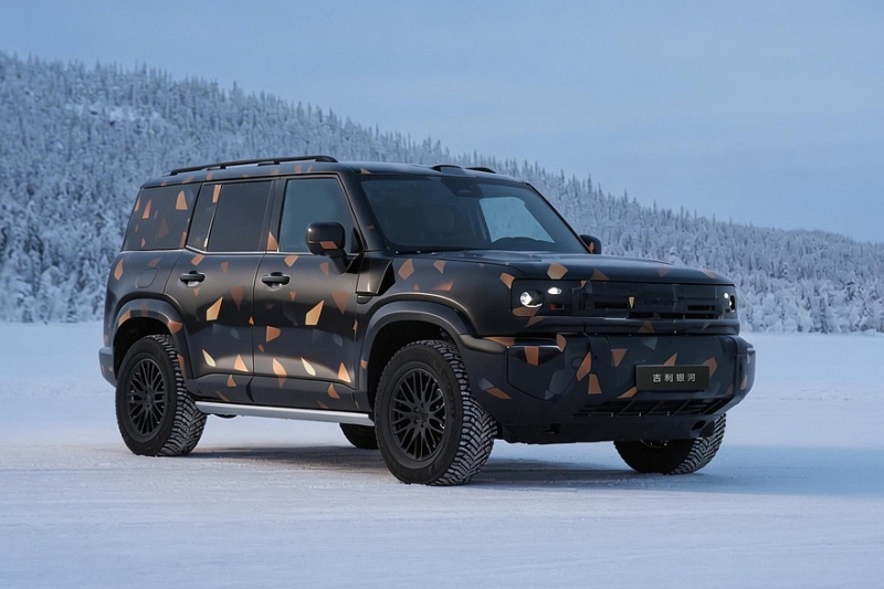 Линейку Geely пополнит брутальный кроссовер: официальные фото