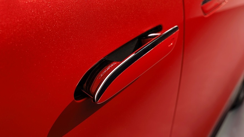 Mercedes-Benz VLE пришёл на смену минивэну V-класса: тяжёлый электролюкс для богатых