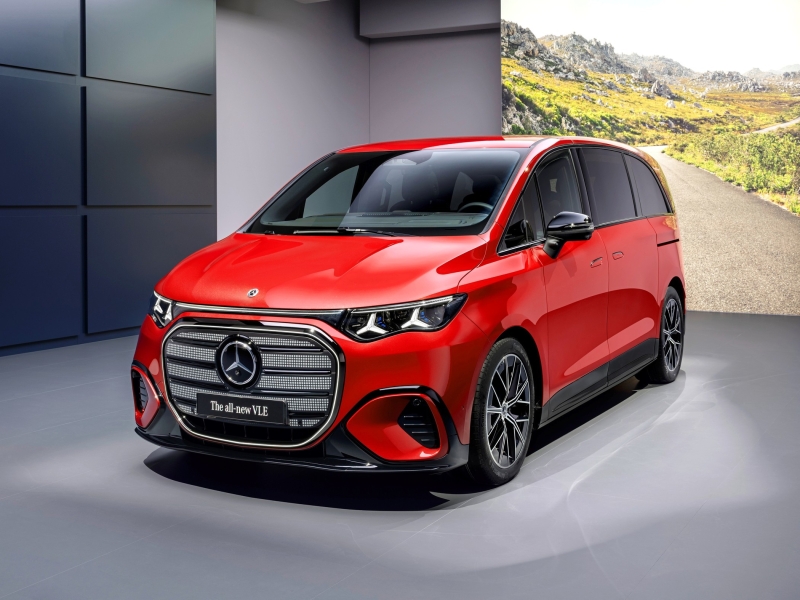 Mercedes-Benz VLE пришёл на смену минивэну V-класса: тяжёлый электролюкс для богатых
