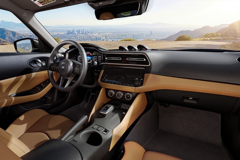 Обновлённый Nissan Z: ретро-передок в «базе», версия Nismo с МКП и тормозами от GT-R