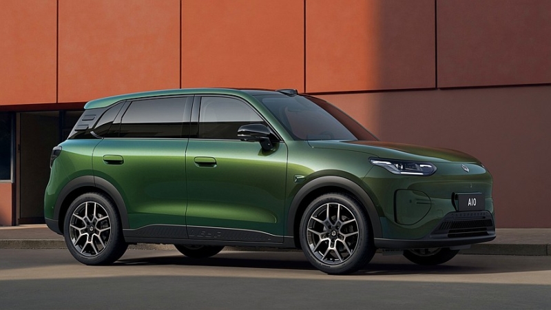 Очень дешёвый, но не бедный кроссовер Leapmotor A10 выходит на рынок