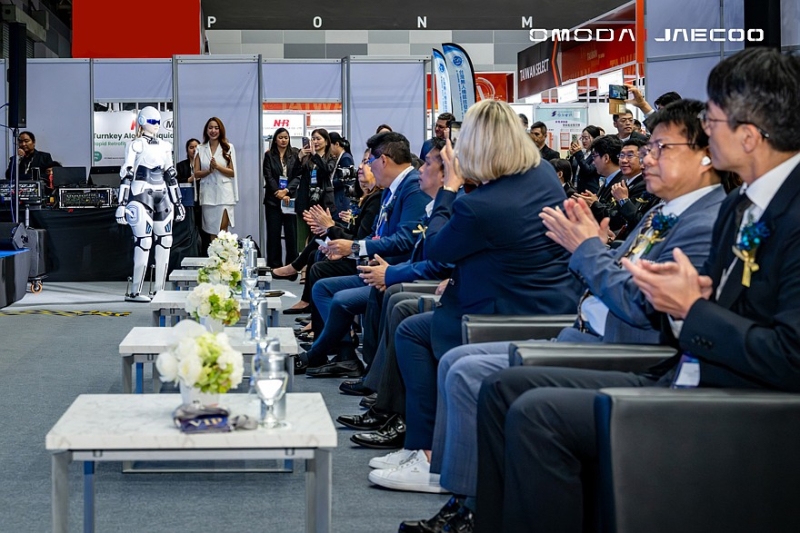 Omoda, Jaecoo и AiMOGA представили роботов на Automation Thailand 2026
