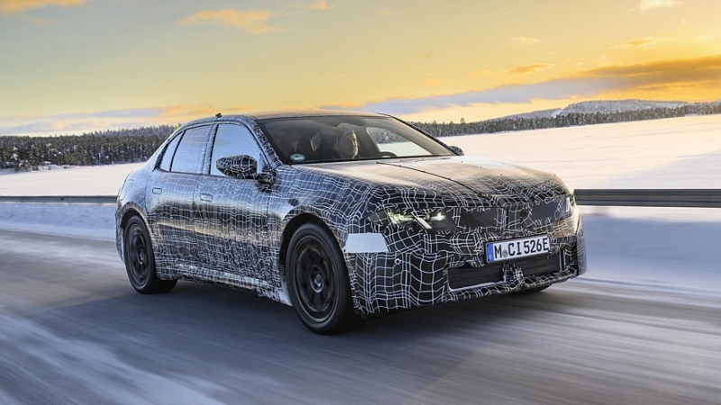 Пополнение в семействе: баварцы раскрыли дату премьеры нового BMW i3