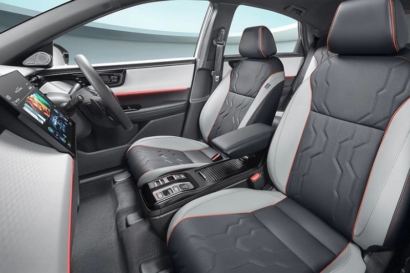 Провалившийся на родине кроссовер Honda e:NS2: новый рынок и снова другое имя