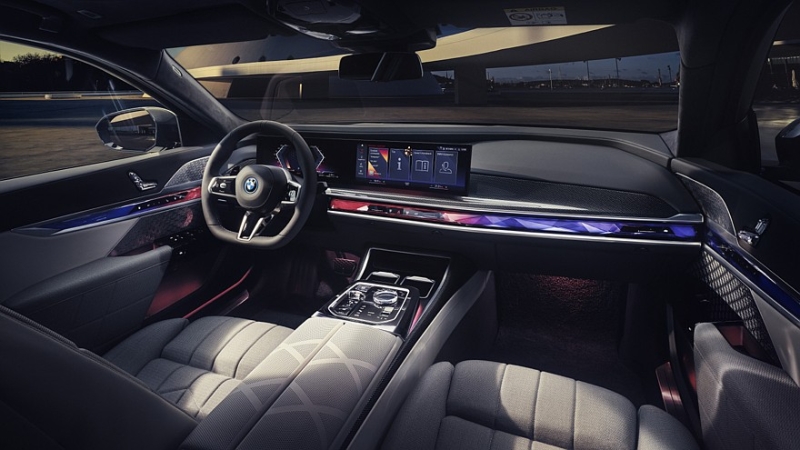 Рестайлинг BMW 7 серии: новые изображения