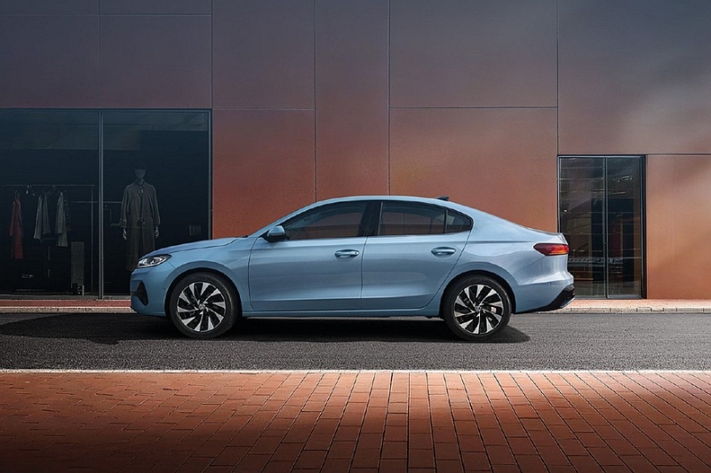 Седан Volkswagen Sagitar S: два мотора на выбор и никакой «зелени»