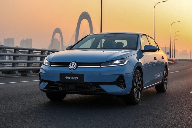 Седан Volkswagen Sagitar S: два мотора на выбор и никакой «зелени»