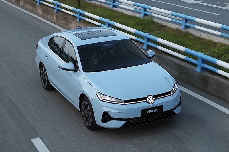 Седан Volkswagen Sagitar S: два мотора на выбор и никакой «зелени»