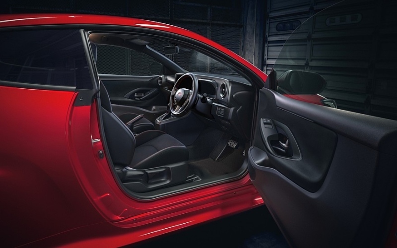 Toyota GR Yaris опять обновлён: гоночный руль для всех версий и улучшенная управляемость