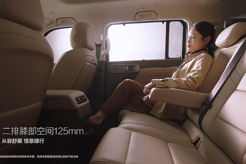 Удлинённый кроссовер Haval Raptor Plus: показан интерьер