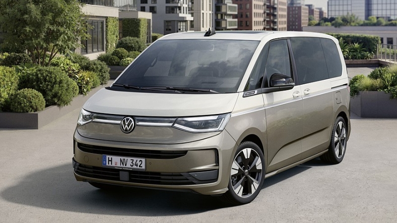 Volkswagen Multivan готовится к обновлению: первое фото