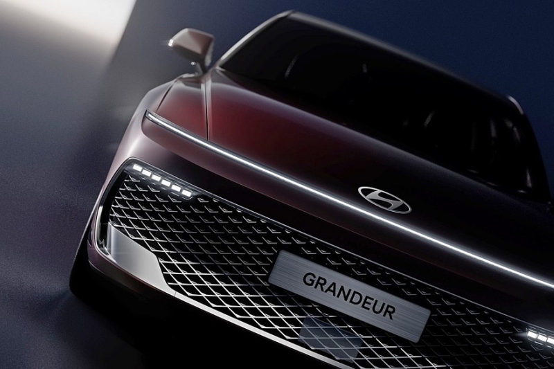 Флагманский седан Hyundai Grandeur получил новый салон после рестайлинга
